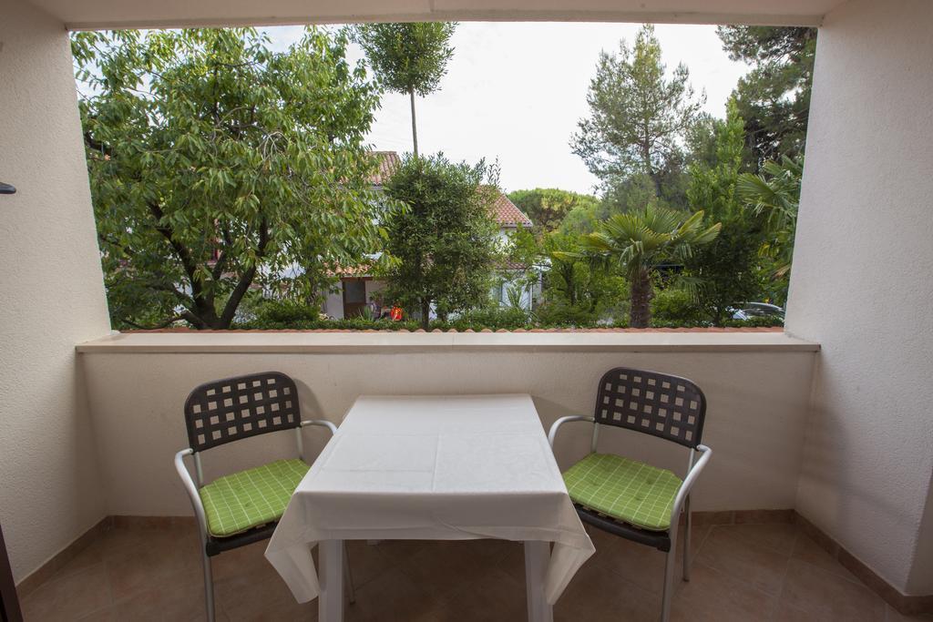 Apartments Villa Ban Ровин Стая снимка